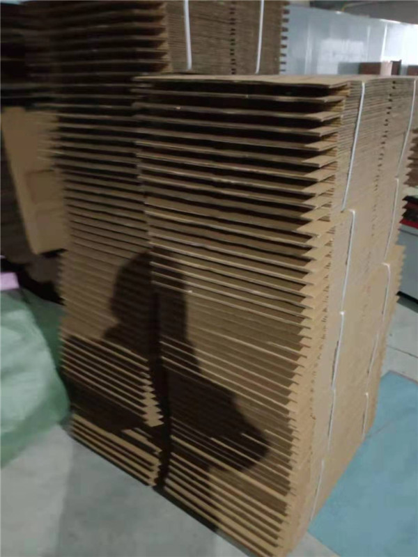 干式纸箱过滤器供应